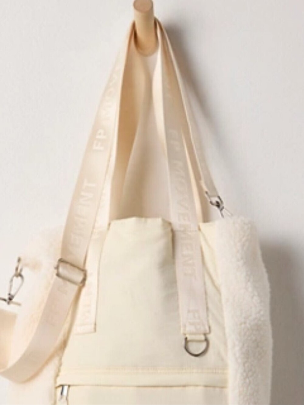 Free People Movement Slopes Sherpa Bag with Logo-Embossed Strap..128 Retail *NWT